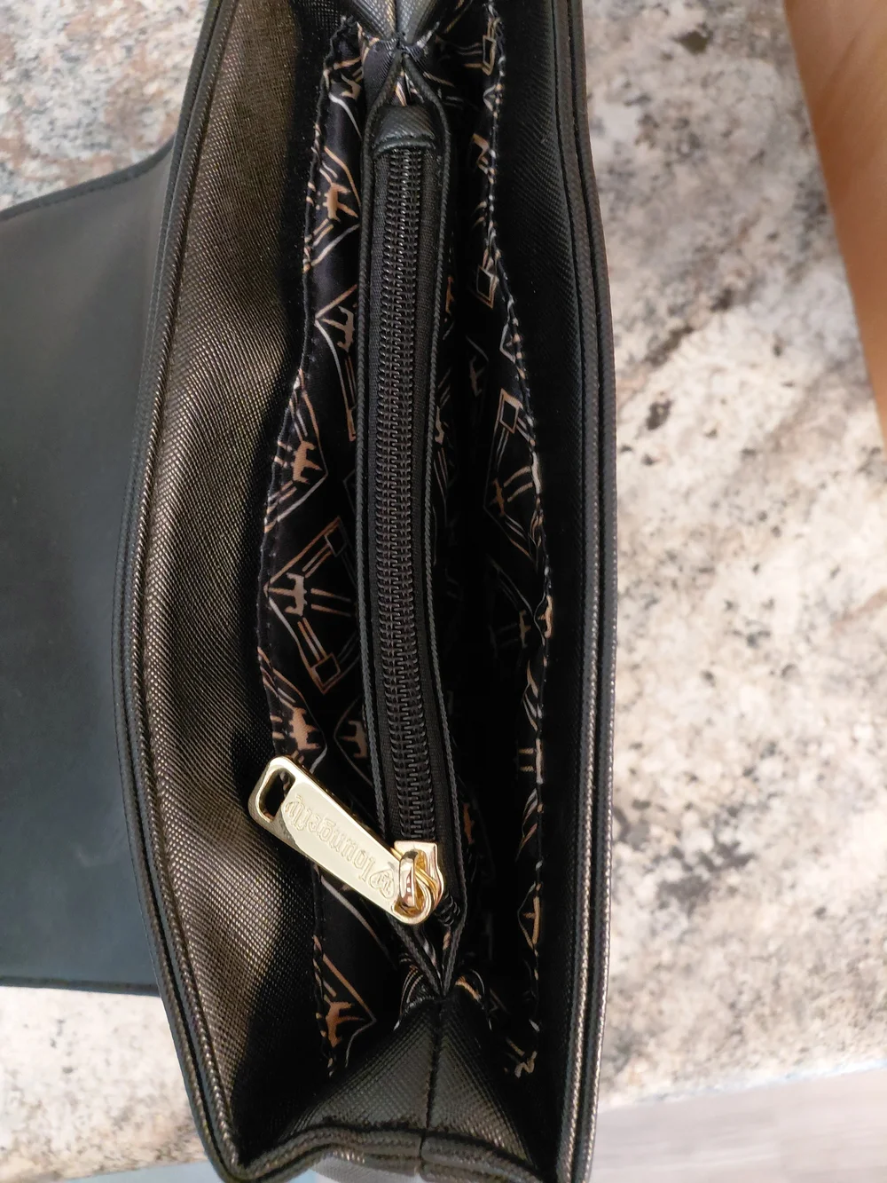 Cool Loungefly Star Wars Black Faux Leatherl Purse Gold Rule the Galaxy